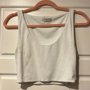 CONTOUR SCOOP NECK TANK🤍